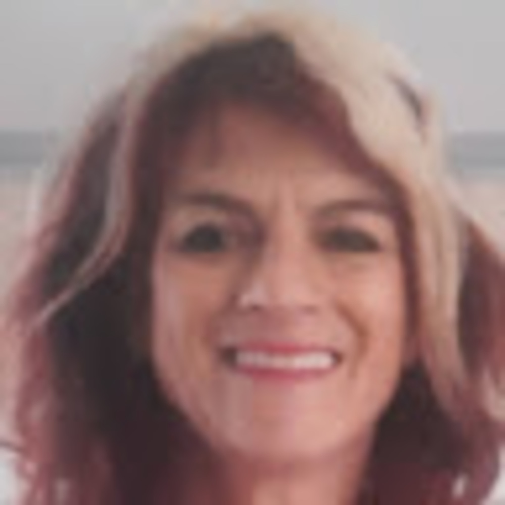 Meet your Posher, Leslie